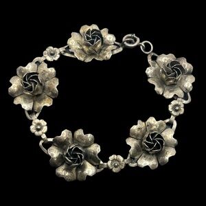 Art Nouveau sterling silver rose flowers 3D bracelet vintage